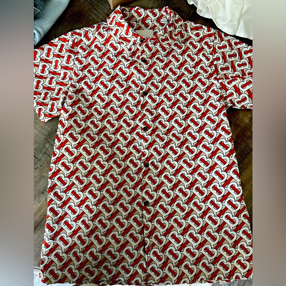 Burberry boys size 10Y